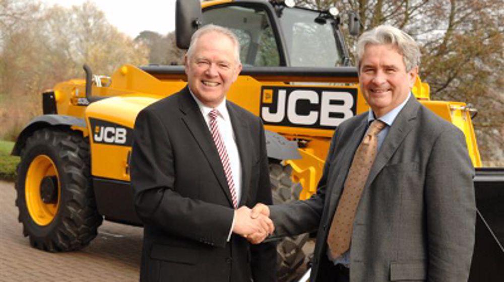 JCB motorise des télescopiques italiens JCB motorise des télescopiques italiens