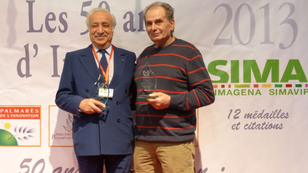 Un trophée d'honneur pour l'inventeur de l'enrouleur Un trophée d'honneur pour l'inventeur de l'enrouleur