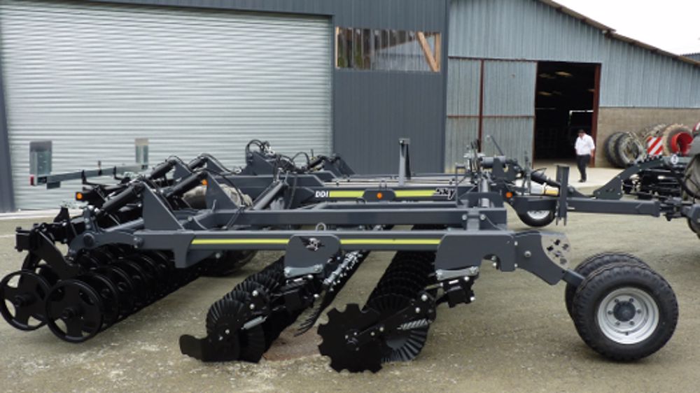 Sky Agriculture se fournit auprès de Grégoire Besson Sky Agriculture se fournit auprès de Grégoire Besson