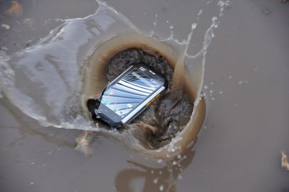 Le portable Cat de l'extrême Le portable Cat de l'extrême