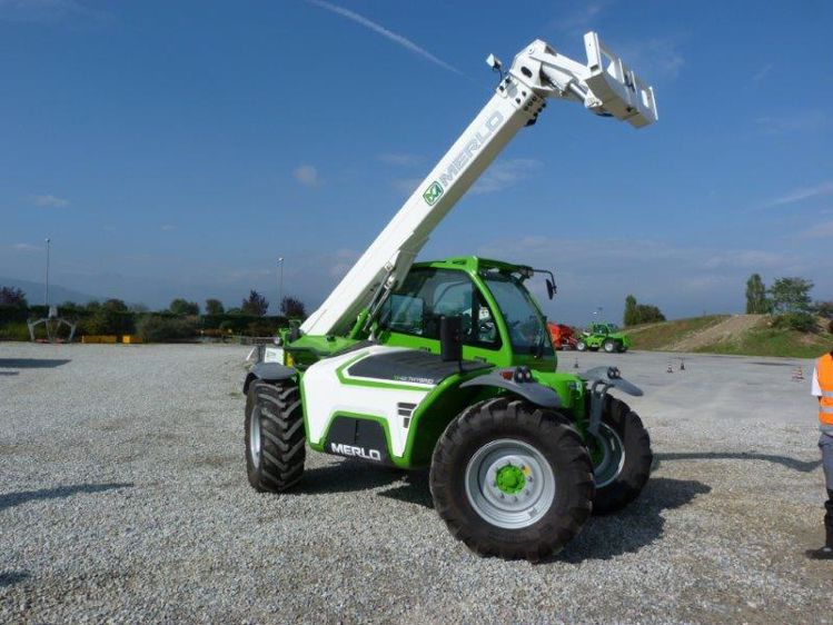 A bord de l'Hybrid diesel électrique de Merlo