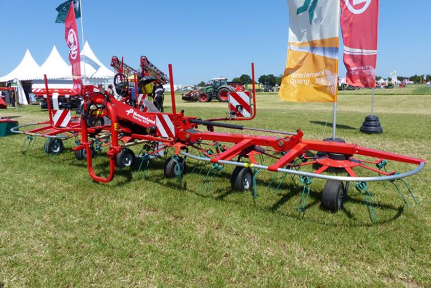 Nouveau look pour la faneuse Kverneland Taarup