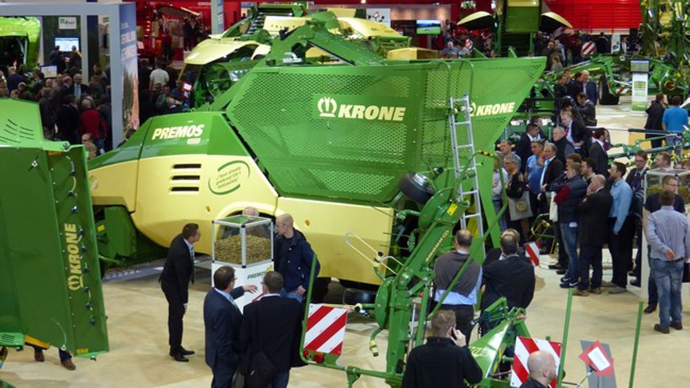 Premos 5000 : une presse à pellets mobile chez Krone