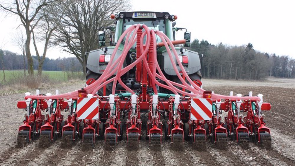 Le Kultistrip de Kverneland se replie