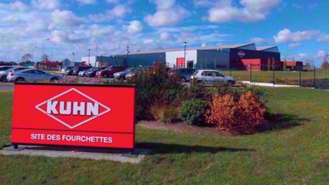 Kuhn Audureau SA (La Copechagnière - Vendée) : le bon coup de main des Fourchettes Kuhn Audureau SA (La Copechagnière - Vendée) : le bon coup de main des Fourchettes