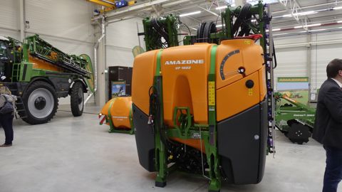 Le pulvé UF d'Amazone passe à 1 600 L Le pulvé UF d'Amazone passe à 1 600 L