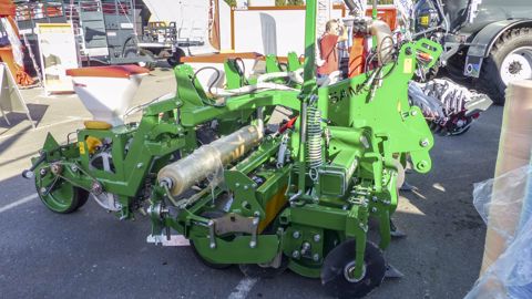 Samco relance la production de plastisemeuses Samco relance la production de plastisemeuses