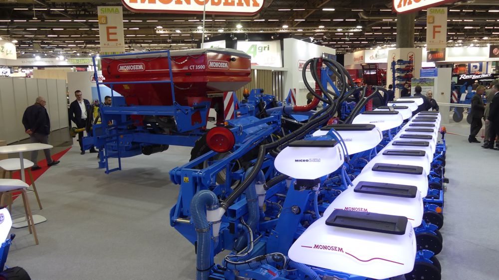 Une trémie-fertiliseur de 3 500 L chez Monosem