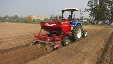 Planteuse de pommes de terre Shaktiman-Grimme Planteuse de pommes de terre Shaktiman-Grimme