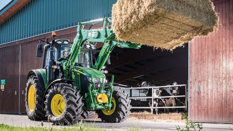 Les tracteurs de la série 6M affichent entre 100 et 216 ch de puissance. Les tracteurs de la série 6M affichent entre 100 et 216 ch de puissance.