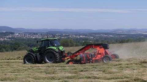 Deux Kuhn Merge Maxx supplémentaires Deux Kuhn Merge Maxx supplémentaires