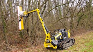 DCMA Dario : un bras d'épareuse pour porteurs radiocommandés