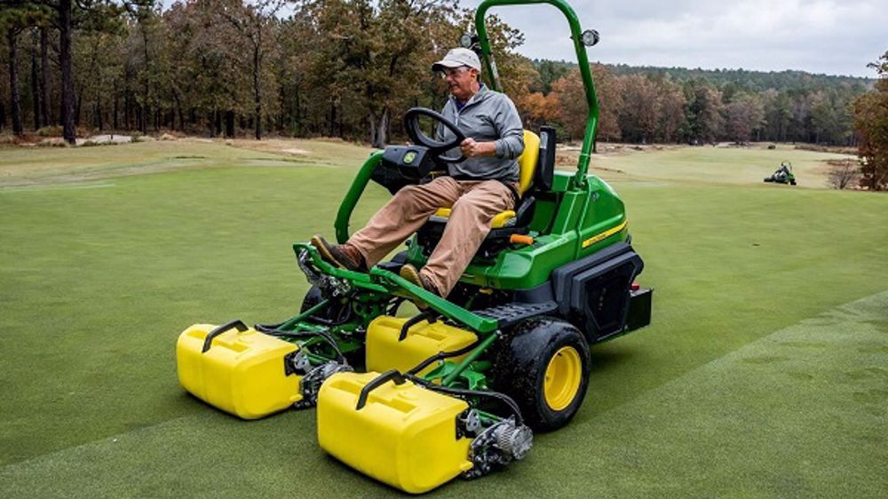 John Deere : une hybride sur les greens