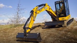 Lancement d'un quatuor de minipelles