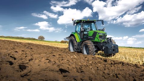 Un moteur Farmotion pour le Deutz-Fahr 6120 Un moteur Farmotion pour le Deutz-Fahr 6120