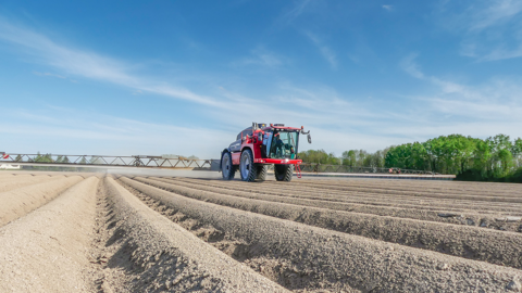 Essai exclusif du Horsch Leeb 7.300 PT, taillé pour les hectares Essai exclusif du Horsch Leeb 7.300 PT, taillé pour les hectares