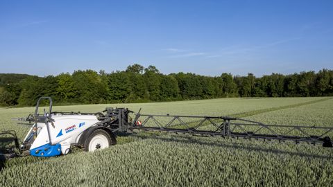 Evrard élargit son offre avec le pulvérisateur traîné Opale Evrard élargit son offre avec le pulvérisateur traîné Opale