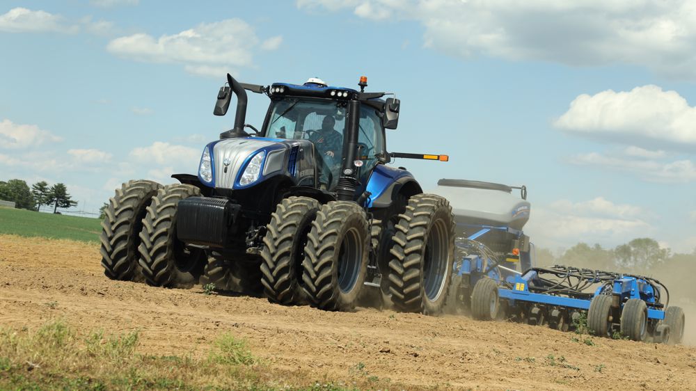 New Holland soutient les producteurs de chanvre New Holland soutient les producteurs de chanvre