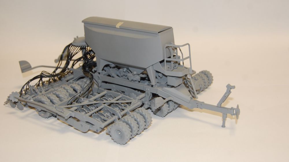 Un prototype de Kuhn Espro chez Ros Un prototype de Kuhn Espro chez Ros