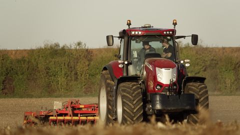 Argo connecte ses tracteurs Argo connecte ses tracteurs