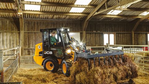 JCB : Une mini-chargeuse 403 plus costaud JCB : Une mini-chargeuse 403 plus costaud