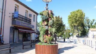 L’Atelier Organique innove avec le Totem végétalisé