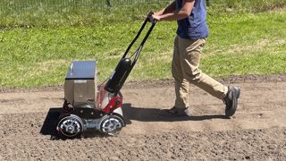 Le E.Seedcar de Rotadairon engazonne en silence