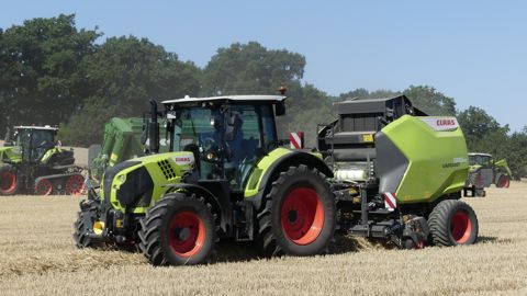 Claas : des balles avec un noyau mou pour les Variant 500 Claas : des balles avec un noyau mou pour les Variant 500