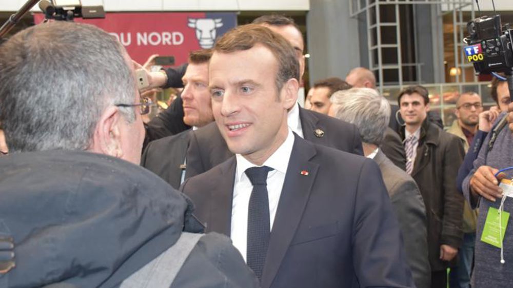 Macron vient pour faire de « la pédagogie »
