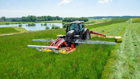 Protéger le gibier lors des chantiers de fauche Protéger le gibier lors des chantiers de fauche