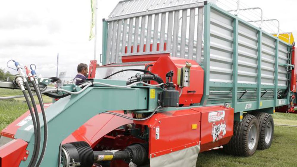 Une autochargeuse intermédiaire
