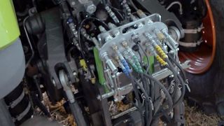 Une solution Fliegl pour atteler rapidement Une solution Fliegl pour atteler rapidement