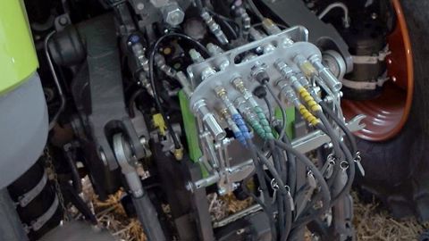 Une solution Fliegl pour atteler rapidement Une solution Fliegl pour atteler rapidement