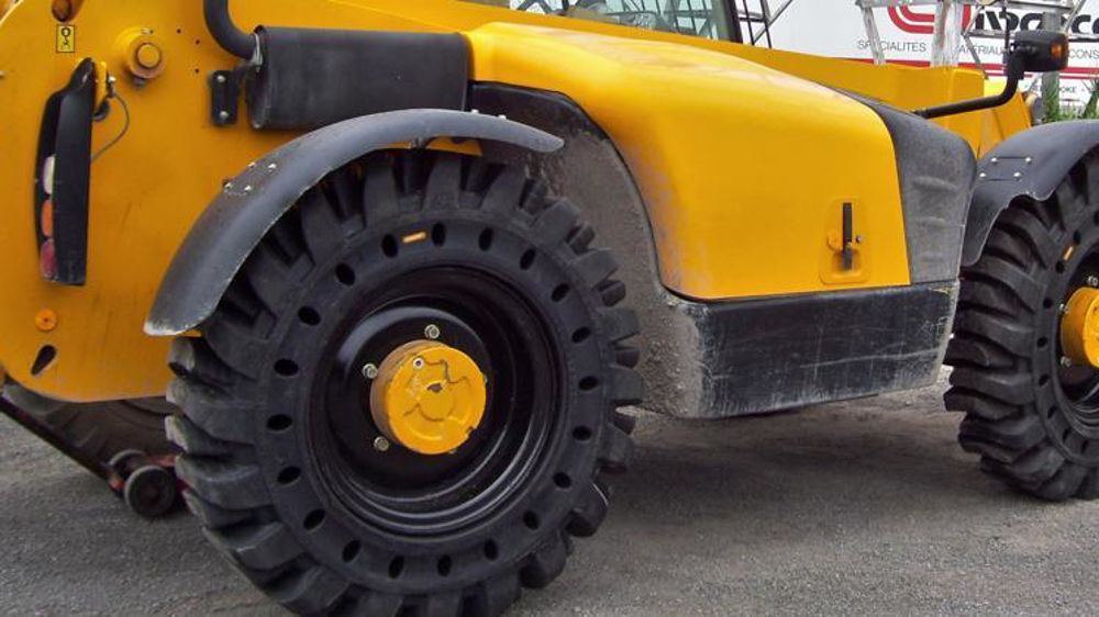 Trelleborg propose une nouvelle gamme de pneus pour les chargeurs télescopiques Brawler HPS. © Trelleborg