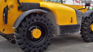 Trelleborg propose une nouvelle gamme de pneus pour les chargeurs télescopiques Brawler HPS. © Trelleborg Trelleborg propose une nouvelle gamme de pneus pour les chargeurs télescopiques Brawler HPS. © Trelleborg