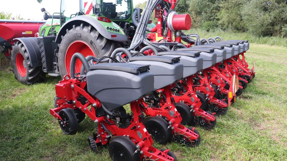 La solution Air speed peut semer à des vitesses plus importantes qu’avec l’Air vac. © P. Denis/GFA