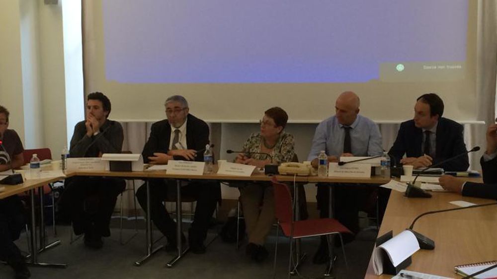 De gauche à droite, Nicolas Girod, Thomas Borrell, Guy Hermouet, Brigitte Allain, Dominique Potier, Guillaume Chevrolier, Jean-Pierre Fleury. © E. Casalegno/GFA