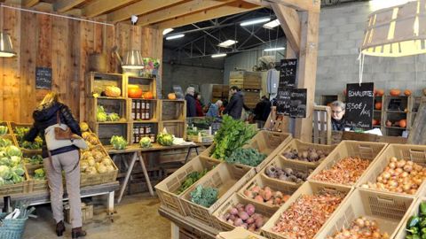 Vente directe à la ferme sur une exploitation de l’Essonne. © Cédric Faimali/GFA