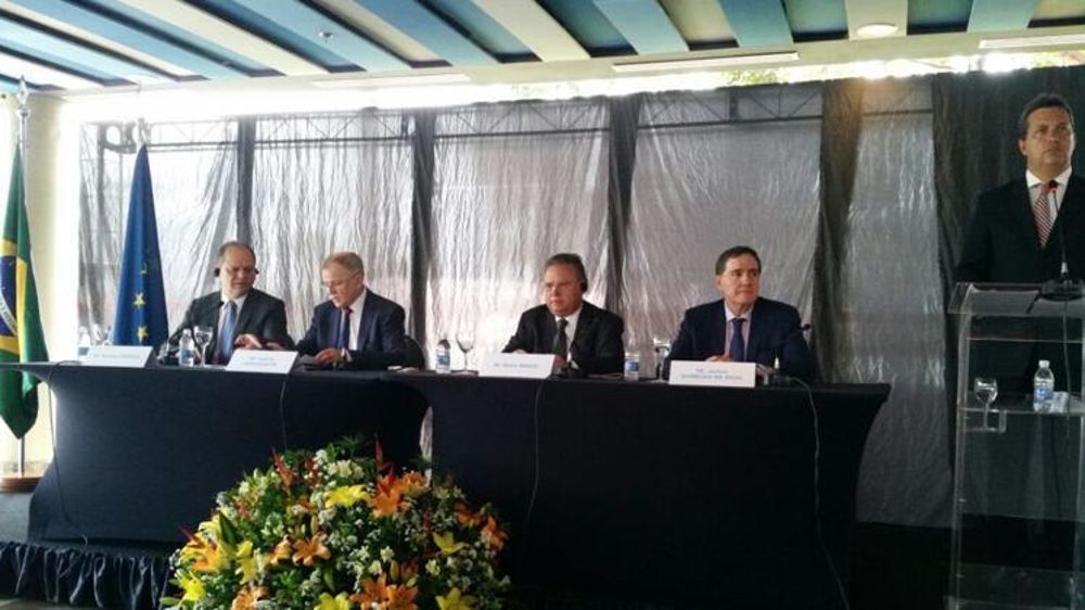 Séminaire au Brésil avec le commissaire européen à la Santé et à la Sécurité alimentaire, Vytenis Andriukaitis. © Compte Twitter @blairomaggi