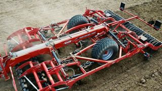 Kuhn Performer, un outil complet et fini Kuhn Performer, un outil complet et fini