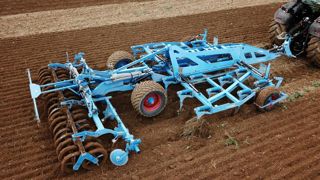 Le Lemken Karat 12 : un déchaumeur efficace et bien pensé Le Lemken Karat 12 : un déchaumeur efficace et bien pensé