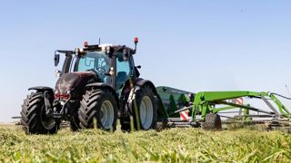 Des suspensions pour les N et les A Des suspensions pour les N et les A