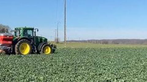 La fertilisation azotée se poursuit La fertilisation azotée se poursuit