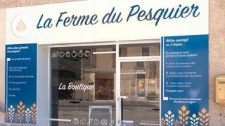 Un distributeur à l’emplacement stratégique Un distributeur à l’emplacement stratégique