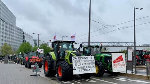 1 500 tracteurs sous les fenêtres du Parlement européen 1 500 tracteurs sous les fenêtres du Parlement européen