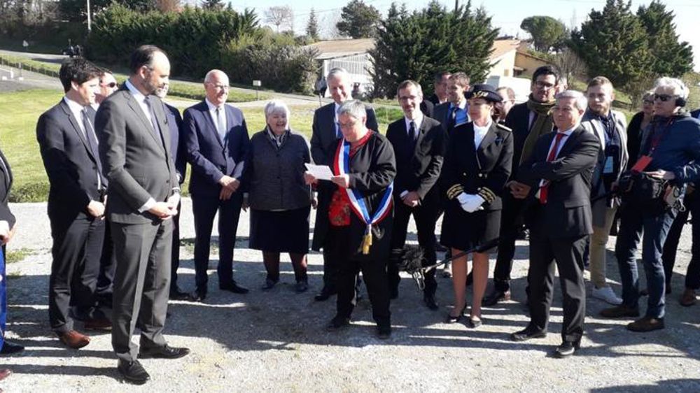 Édouard Philippe annonce deux nouvelles mesures