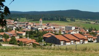 « Aucune fermeture d’école et d’hôpital » pendant trois ans « Aucune fermeture d’école et d’hôpital » pendant trois ans