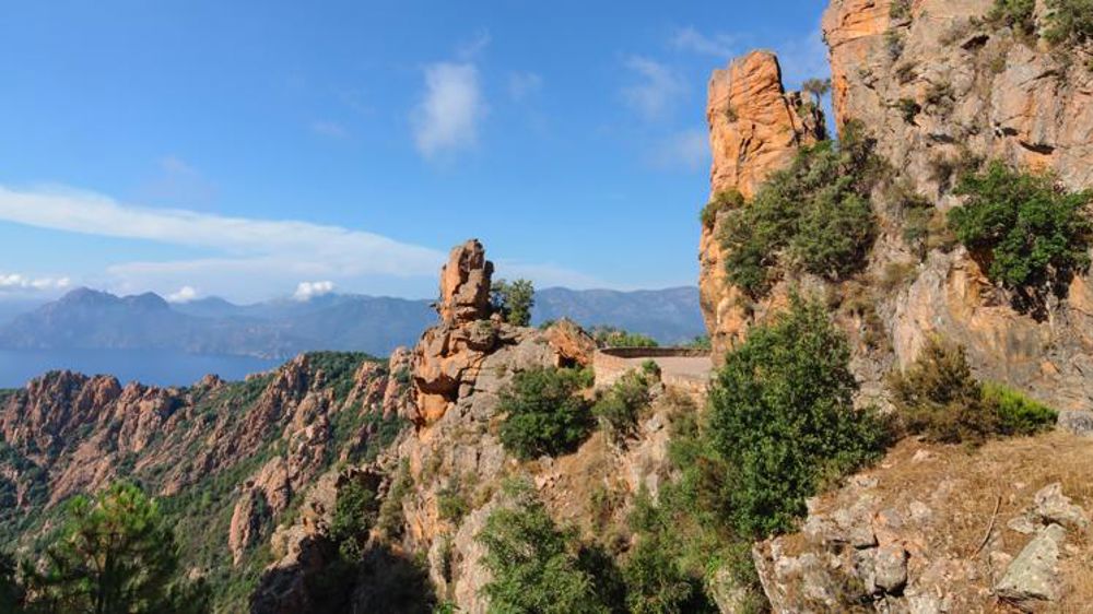 Anticor réclame une instruction à Paris