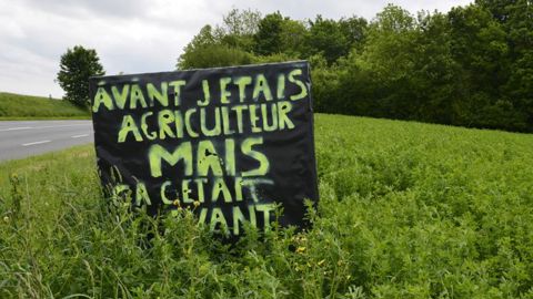 Un service dédié à la reconversion des agriculteurs Un service dédié à la reconversion des agriculteurs