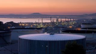 Démarrage de la bioraffinerie de Total à La Mède, malgré l’opposition écologiste Démarrage de la bioraffinerie de Total à La Mède, malgré l’opposition écologiste